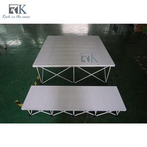 Scène de plate-forme blanche à haute brillance pour les mariages Vente de scène à installation rapide - Product Image 6