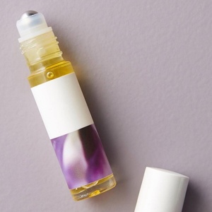 <span class=keywords><strong>C</strong></span> & H nóng bán tùy chỉnh sang trọng 5ml cao <span class=keywords><strong>c</strong></span>ấp hổ phách <span class=keywords><strong>c</strong></span>ơ thể tinh dầu thủy tinh chăm só<span class=keywords><strong>c</strong></span> tó<span class=keywords><strong>c</strong></span> phun Con lăn ống nhỏ giọt chai thủy tinh - Product Image 4