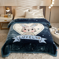 100% Polyester Raschel-Decke Klassisches Fröhliches Muster Warme Winter-Flanelldecke mit Gewebter 2-Lagen-Technik Anpassbare Größe 4 kg