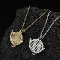 Collier Hip-Hop Unisexe Thème Halloween avec Breloque Fantôme Mignon et Étrange Entièrement Sertie de Zircons Cubiques en Laiton – Vente en Gros