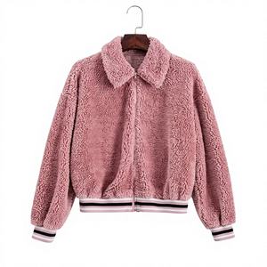 Manteau en fourrure de mouton 100 % personnalisé pour femme, épais, décontracté, à capuche, chaud, grande taille, streetwear, fermeture éclair, respirant - Product Image 1