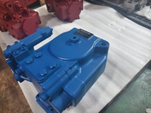 Bomba de pistones axiales variables PVH141QPC PVH141QICPVH131QPC PVH131QIC PVH131C-RF-13S-10 PVH131C-RF-13S-10-C25-31 877366 02-142895 - Product Image 1