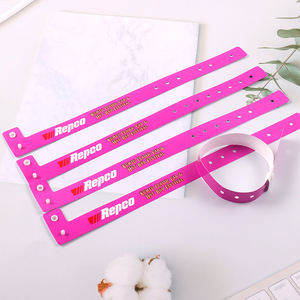 Pulseras de Vinilo Ecológicas y No Tóxicas Personalizadas para Eventos, Pulseras de Identificación Ajustables, Resistentes al Agua, con Logotipo para Festivales - Product Image 1