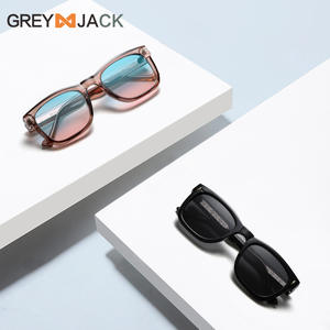 Lunettes de soleil polarisées Grey Jack UV400, monture PC, verres TAC, unisexe, carrées, tendance, protection solaire, voyage, conduite, fête - Product Image 3