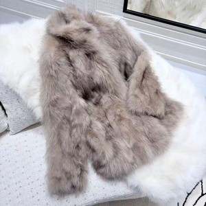 Manteau en fourrure de raton laveur sur mesure, couleur <span class=keywords><strong>camel</strong></span> clair, à manches longues, <span class=keywords><strong>veste</strong></span> en fourrure véritable avec boutons recouverts pour le froid - Product Image 2