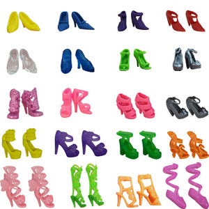 Vendita calda di <span class=keywords><strong>vestiti</strong></span> per bambole accessori personalizzati <span class=keywords><strong>vestiti</strong></span> per bambole prezzo Multi disegni di moda <span class=keywords><strong>vestiti</strong></span> per bambole <span class=keywords><strong>con</strong></span> il prezzo conveniente - Product Image 5