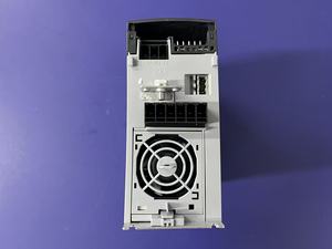 Variador de Frecuencia VLT Midi Drive Serie FC-280, Frecuencia 134U2981 FC-280P1K5T4E20H1BXCXXXSXXXXAX 1.5KW/2HP 3PH 380-480VAC VFD FC-280P1K5T4E20H1BXC - Product Image 4