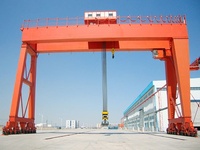Grue portique à double poutre en U pour la manutention de conteneurs dans les zones logistiques