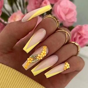 Suministros para <span class=keywords><strong>uñas</strong></span> Productos de belleza <span class=keywords><strong>Uñas</strong></span> Prensa en <span class=keywords><strong>uñas</strong></span> Ballet largo Cremoso Daisy Gold 3D Hollow Butterfly Usable Acrílico Consejos Encantos - Product Image 1