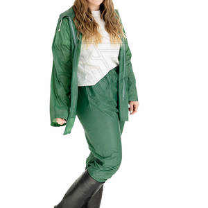 Combinaison de pluie de style combinaison de plongée en polyester pour homme, fabriquée en usine, imperméable, polaire d'hiver, fermeture éclair sur la poitrine, manches longues, chaude, respirante, couleur personnalisée - Product Image 5