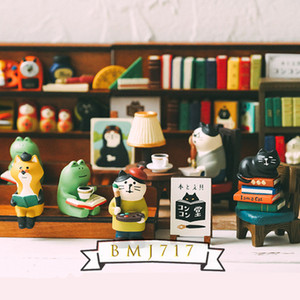 Décoration de bibliothèque de style japonais Zakka, grenouille lisant, série Fox Hall Bookstore, décoration de bibliothèque en forme de chat, faite à la main - Product Image 1