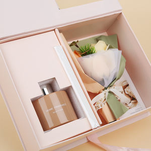 Gloway Logo Coffret cadeau d'<span class=keywords><strong>anniversaire</strong></span> créatif Set de parfum avec boîtes d'emballage Diffuseurs d'arômes Parfum avec fleur - Product Image 1