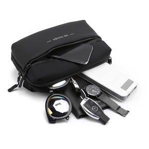 กระเป๋าคาดหน้าอกผู้ชายไนลอนสีดำกระเป๋าคาดเอวสำหรับการเดินทางเพื่อการพักผ่อนฤดูร้อนปี 2022 สีทึบหมายเลขสินค้า 2111 - Product Image 3