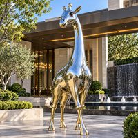 Sculpture de girafe haute en acier inoxydable, polie miroir, soudée, statue animale personnalisée pour la décoration de parcs, places, jardins et hôtels