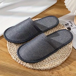 Pantuflas de Lona y Algodón Veca House - Absorbentes del Sudor y Resistentes a las Manchas para Todas las Estaciones - Product Image 4