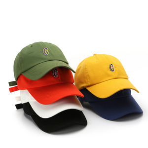 Gorra de béisbol deportiva con logotipo bordado, gorra de béisbol deportiva sin estructura, 6 paneles personalizados - Product Image 1