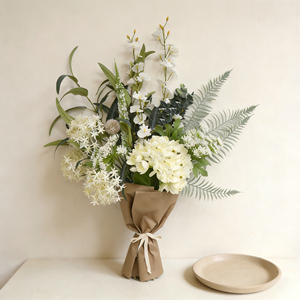 Ramo Artificial Blanco y Verde con Hojas de <span class=keywords><strong>Eucalipto</strong></span> y Helecho, Flores Artificiales Mixtas para Regalo de Novia, Centro de Mesa - Product Image 1