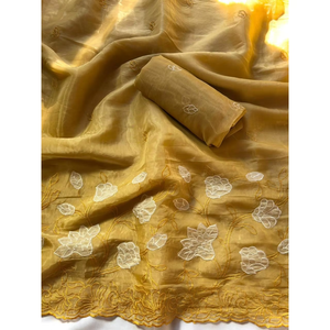 Sari de Noche de Diseño en Satén de Seda Pura Chanda Elite Weaves, Largo hasta la Rodilla, para Club o Playa, en Amarillo, 140g - Product Image 5