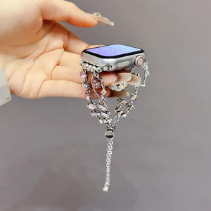 Bracelet pour Apple Watch avec chaîne en diamant chat mignon, 44 mm, 40 mm, 46 mm, 45 mm, 49 mm, 42, 41, 38 mm, bracelet pour femme pour iWatch série 10, 9, <span class=keywords><strong>8</strong></span> - Product Image 2