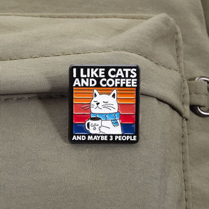 Me gustan los gatos y el café y tal vez 3 personas esmalte Pin divertido gato de dibujos animados bebiendo café broche solapa insignia joyería regalo al por mayor - Product Image 3