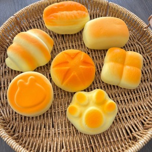 Juguete Antiestrés <span class=keywords><strong>de</strong></span> Pan <span class=keywords><strong>de</strong></span> Queso al por Mayor, Juguete Pequeño <span class=keywords><strong>de</strong></span> Alimentos Realistas <span class=keywords><strong>de</strong></span> Rebote Lento, Suave y Blandito para Aliviar el Estrés - Product Image 1