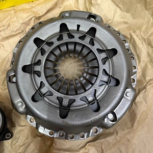 Original 3PCE 220mm 17T OE 3M51-7540H Kit de embrague de placa de disco <span class=keywords><strong>Luk</strong></span> 622315133 para <span class=keywords><strong>Ford</strong></span> Focus 1,8 Kits de embrague Premium Accesorios - Product Image 6