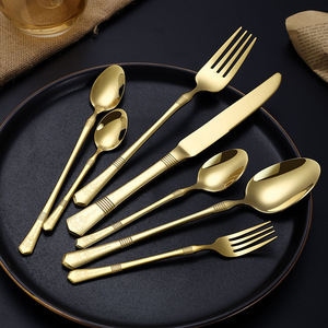 Fourchettes <span class=keywords><strong>de</strong></span> <span class=keywords><strong>table</strong></span> réutilisables en acier inoxydable bon marché d'usine <span class=keywords><strong>couverts</strong></span> rustiques - Product Image 3