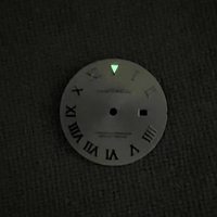 Nouveau cadran de montre NH05, vert lumineux, 24,2 mm, fenêtre de date, cadran pour femme, compatible avec les mouvements NH05 / NH06, pièces de modification de montre