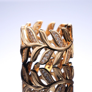 Creative <b>Gold</b> Plated Copper Vine Leaf <b>Ring</b> with Claw <b>Set</b> for Women Romantic Elegant Fashion Party Jewelry - Product Image 4
