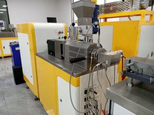 Extrusora con reómetro de torsión/Extrusora de doble tornillo cónico con tornillos contrarrotantes, alta relación L/D de 25:1, material de tornillo 40CrMoTi, 15kW - Product Image 5