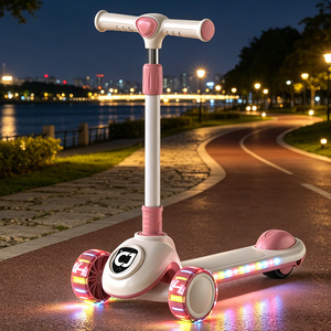 Monopattino per Bambini a <span class=keywords><strong>3</strong></span> Ruote con Luci LED Musicali, Pieghevole e Regolabile in Altezza - Product Image 1