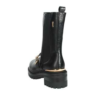 Bottines basses pour femmes en cuir noir avec détail boucle et semelle épaisse - Product Image 2