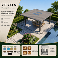 Pavillon autoportant Yeyon OEM à toit en pente, avec deux puits de lumière, poutres carrées, côtés largement ouvrables, résistant au vent, véranda extérieure en verre