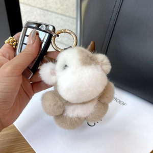 Promoción lindo suave piel de conejo vaca cartón colgante borroso parque infantil muñeca <span class=keywords><strong>Real</strong></span> Piel de visón llavero Kawaii juguete <span class=keywords><strong>Animal</strong></span> colgantes encantos - Product Image 3