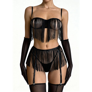 Conjunto de Lencería Erótica de 3 Piezas con Flecos y Borlas para Mujer, Estilo Gótico, con Tirantes, Liguero, Sujetador y Tanga, Venta al por Mayor - Product Image 4