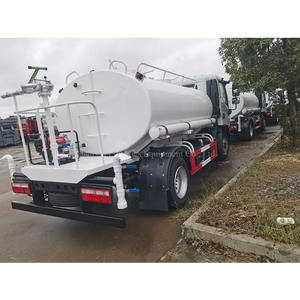 Dongfeng 5M3 Camion arroseur d'<span class=keywords><strong>eau</strong></span> pour le transport d'<span class=keywords><strong>eau</strong></span> Camion-citerne 5 cubes arroseur d'<span class=keywords><strong>eau</strong></span> potable - Product Image 4