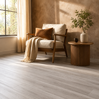 Fabricant de revêtements de sol SPC à clipser, planches de vinyle robustes et étanches, vente en gros OEM pour entrepreneurs commerciaux et export.