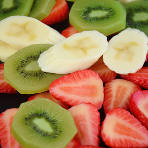 Modèle artificiel de tranche de fruit en PVC, fraise réaliste en plastique, accessoires décoratifs en PVC, kiwi réaliste - Product Image 3