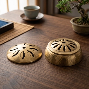 Tapa <span class=keywords><strong>para</strong></span> quemador de incienso de metal mecanizado por CNC, piezas estampadas redondas de acero inoxidable personalizadas, fabricante chino, soporte de latón - Product Image 2