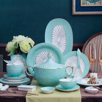 Assiettes en céramique service de table, assiettes à bords dorés bleues nordiques de 8 pièces, vaisselle en porcelaine, service de table de luxe