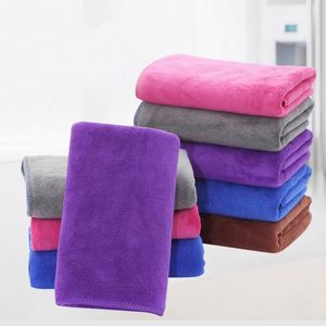 Serviette de sport en microfibre personnalisable avec logo, absorbante, pour voiture, maison, gym, fitness et entraînement - Product Image 1
