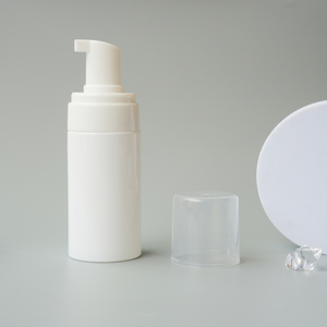 ขวดปั๊มโฟม PET 100มล. พร้อมฝาแชมพูสำหรับทำความสะอาดผิวหน้าเซรั่มดูแลผิวออกแบบได้ตามต้องการจากโรงงานในเวียดนาม - Product Image 3