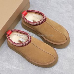 Bottes de neige unisexes de haute qualité, imperméables, en laine de mouton, épaisses, pantoufles à enfiler, douces, antidérapantes pour la saison automne/hiver - Product Image 5