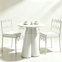 Table de salle à manger extérieure et table basse en métal noir au design moderne, nouvelle collection, fabriquées en usine