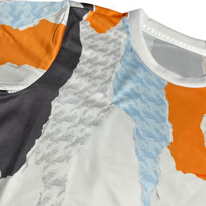 Fabricante personalizado Retro fútbol Jersey Vintage fútbol pantalones cortos conjunto 3D silicona bordado nombre Logo OEM servicio disponible - Product Image 4