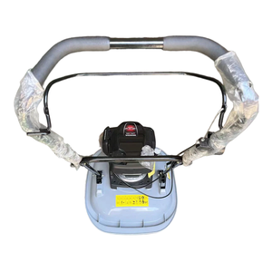 Cortadora <span class=keywords><strong>de</strong></span> Césped Autopropulsada LS80 <span class=keywords><strong>para</strong></span> Campos <span class=keywords><strong>de</strong></span> Golf y Campos Deportivos |   Cortacésped flotante <span class=keywords><strong>para</strong></span> césped en pendientes, bordes <span class=keywords><strong>de</strong></span> bunkers y mantenimiento <span class=keywords><strong>de</strong></span> áreas estrechas. <span class=keywords><strong>Precio</strong></span> <span class=keywords><strong>de</strong></span> reserva. - Product Image 6