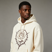 Sweat à capuche oversize blanc ivoire avec broderie Rose Épine et accent en strass, poche, style streetwear