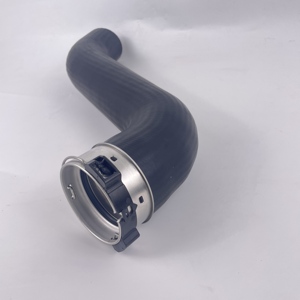 Tuyau de radiateur en caoutchouc EPDM personnalisé de haute qualité Tube moulé de refroidisseur intermédiaire de voiture automobile directement du fabricant - Product Image 4