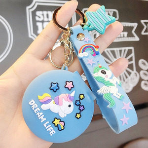 Espejo de Llavero Portátil con Diseño de Dibujos Animados, Espejo de Maquillaje Plegable de Silicona para Viajes/Conciertos, Accesorio para Fanáticos del Anime/K-Pop - Product Image 1