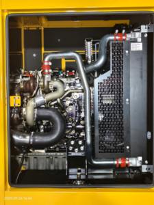 Groupe électrogène Guangzhou : 50 Hz 220 kW Triphasé Silencieux <span class=keywords><strong>de</strong></span> 275 kVA Modè<span class=keywords><strong>le</strong></span> 1206A-E70TTAG <span class=keywords><strong>Série</strong></span> pour utilisation en cas d'urgence - Product Image 3